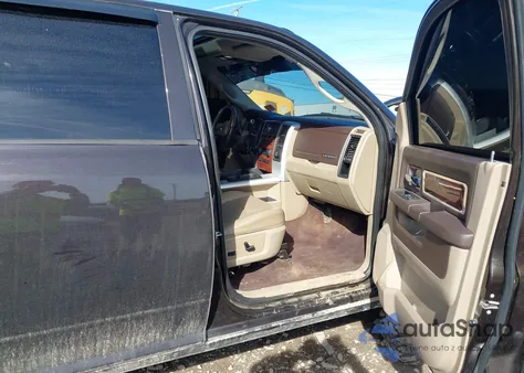 2010 Dodge Ram 2500 Laramie z USA, uszkodzony, nr VIN 3D7UT2CL1AG118216